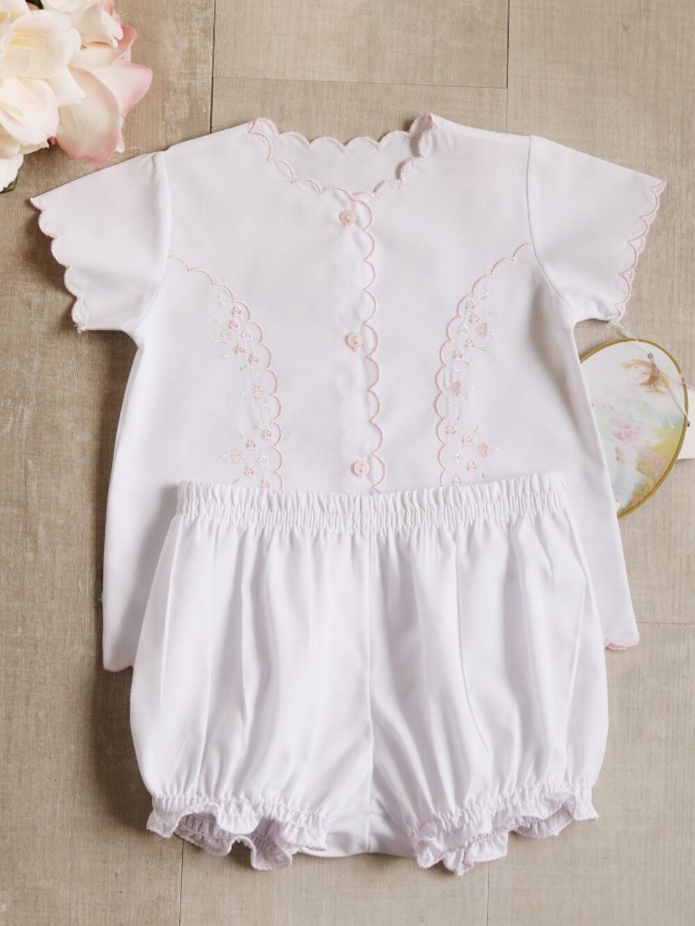White Scalloped Heirloom Diaper Set Pink Embroidery 0-3 Months Boutique NWT
